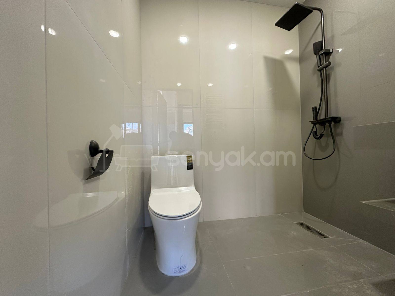 2 Սենյականոց Բնակարան, 32քմ, 3/9 հարկ, Կապիտալ Վերանորոգված