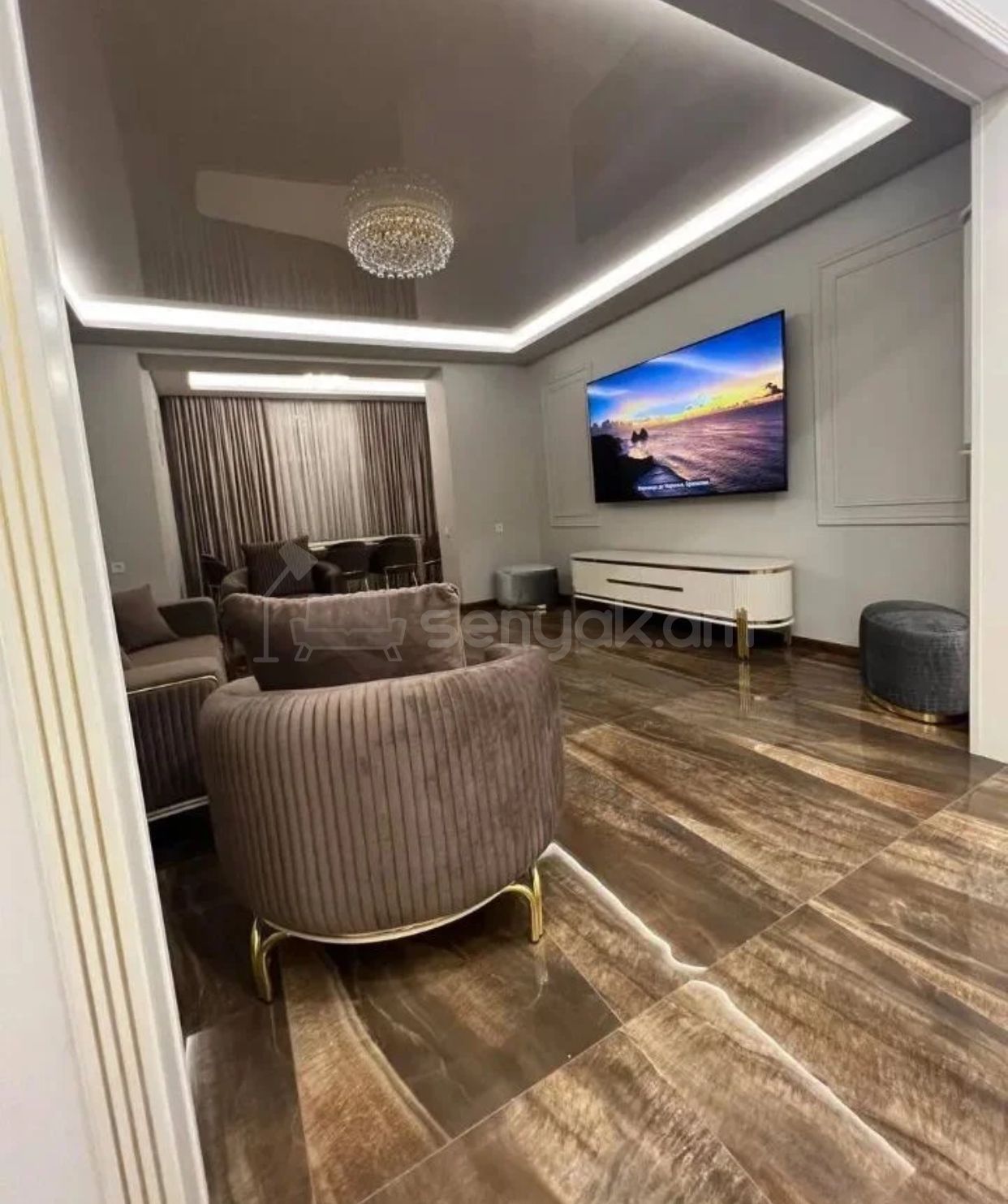 3 Սենյականոց Բնակարան, 100քմ, 4/5 հարկ, Դիզայներական Վերանորոգված, Կահավորված, Արևկող