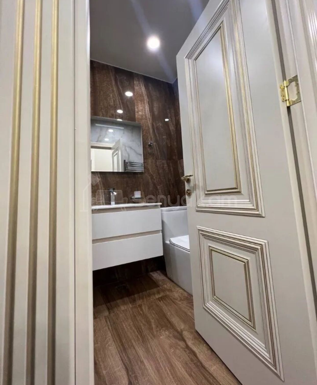 3 Սենյականոց Բնակարան, 100քմ, 4/5 հարկ, Դիզայներական Վերանորոգված, Կահավորված, Արևկող