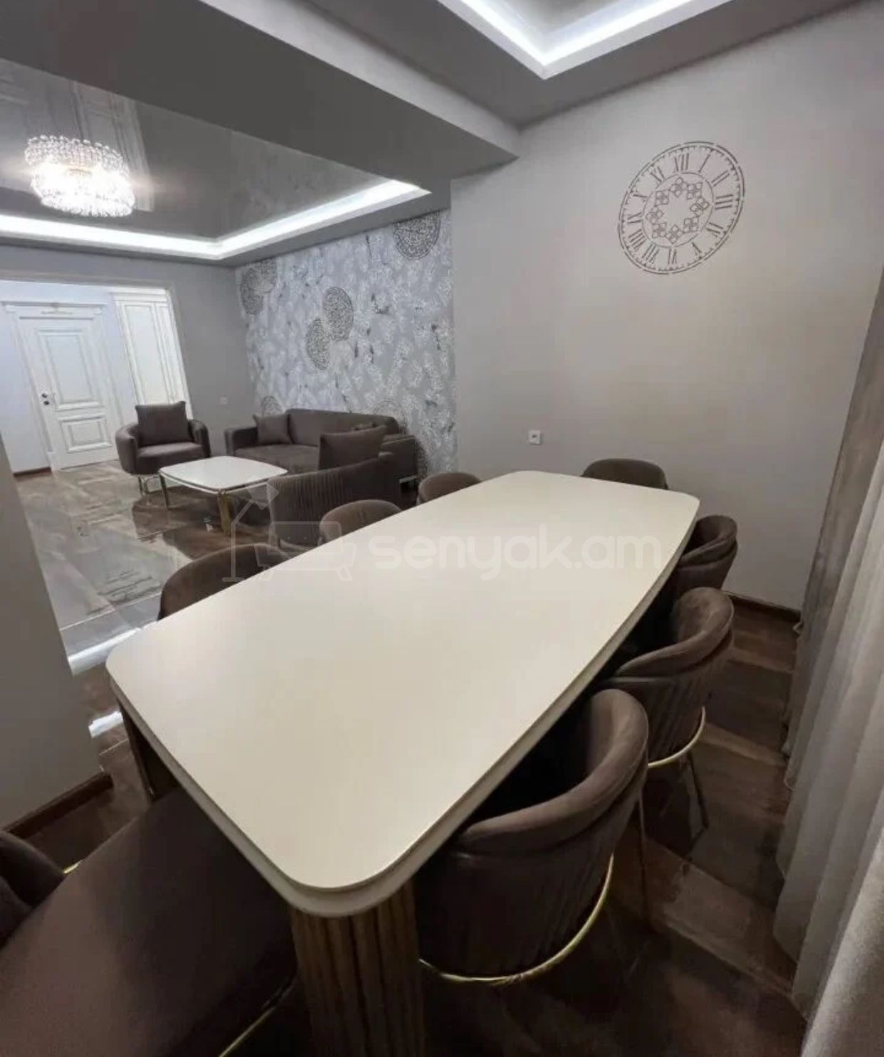 3 Սենյականոց Բնակարան, 100քմ, 4/5 հարկ, Դիզայներական Վերանորոգված, Կահավորված, Արևկող