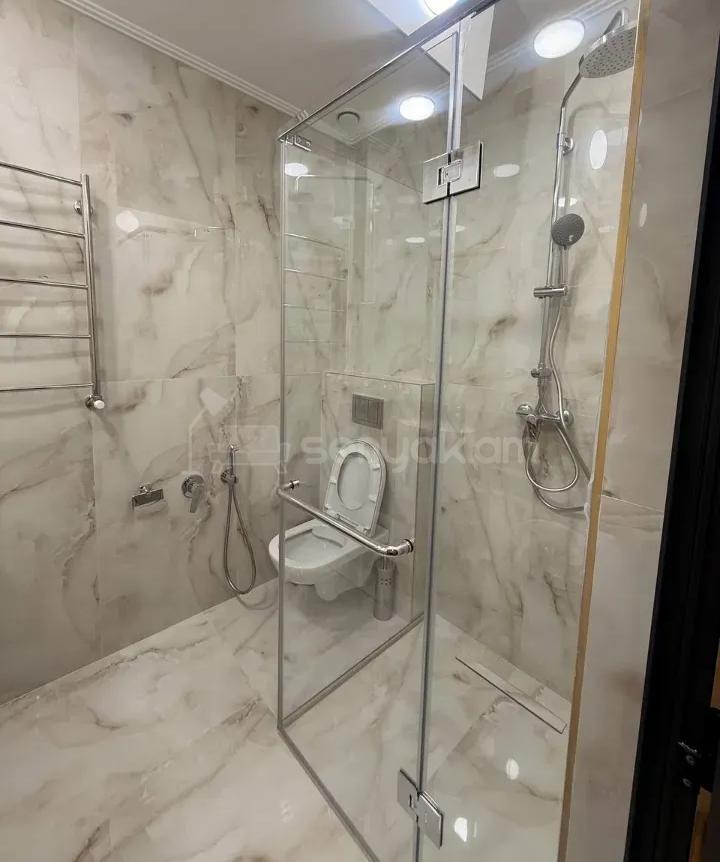 3 Սենյականոց Բնակարան Նորակառույցում, 65քմ, 5/17 հարկ, Դիզայներական Վերանորոգված, Կահավորված, Արևկող