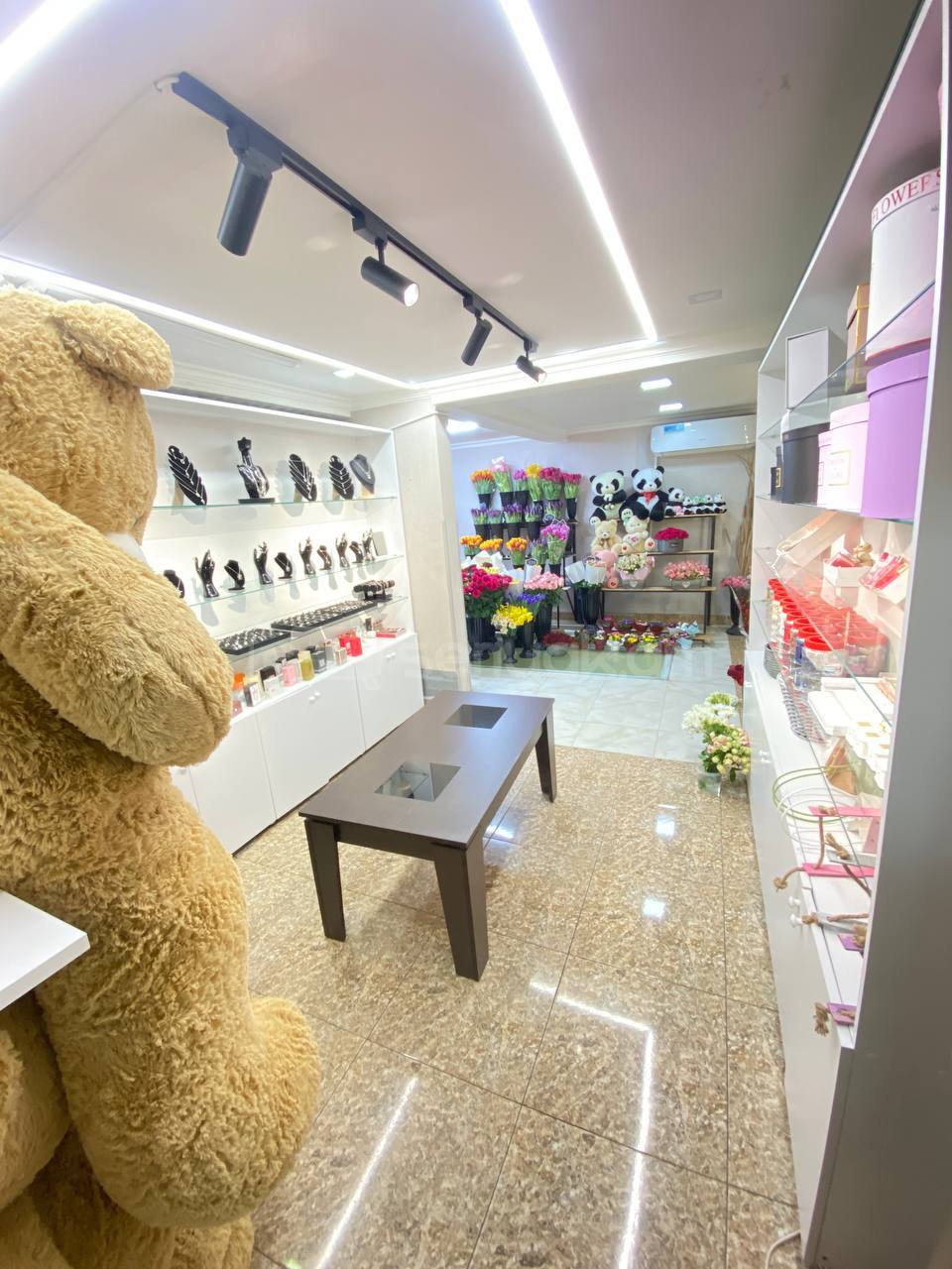 Կոմերցիոն Տարածք, 80քմ, Կապիտալ Վերանորոգված