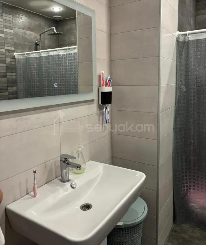 3 Սենյականոց Բնակարան Նորակառույցում, 65քմ, 6/14 հարկ, Կապիտալ Վերանորոգված, Կահավորված, Արևկող