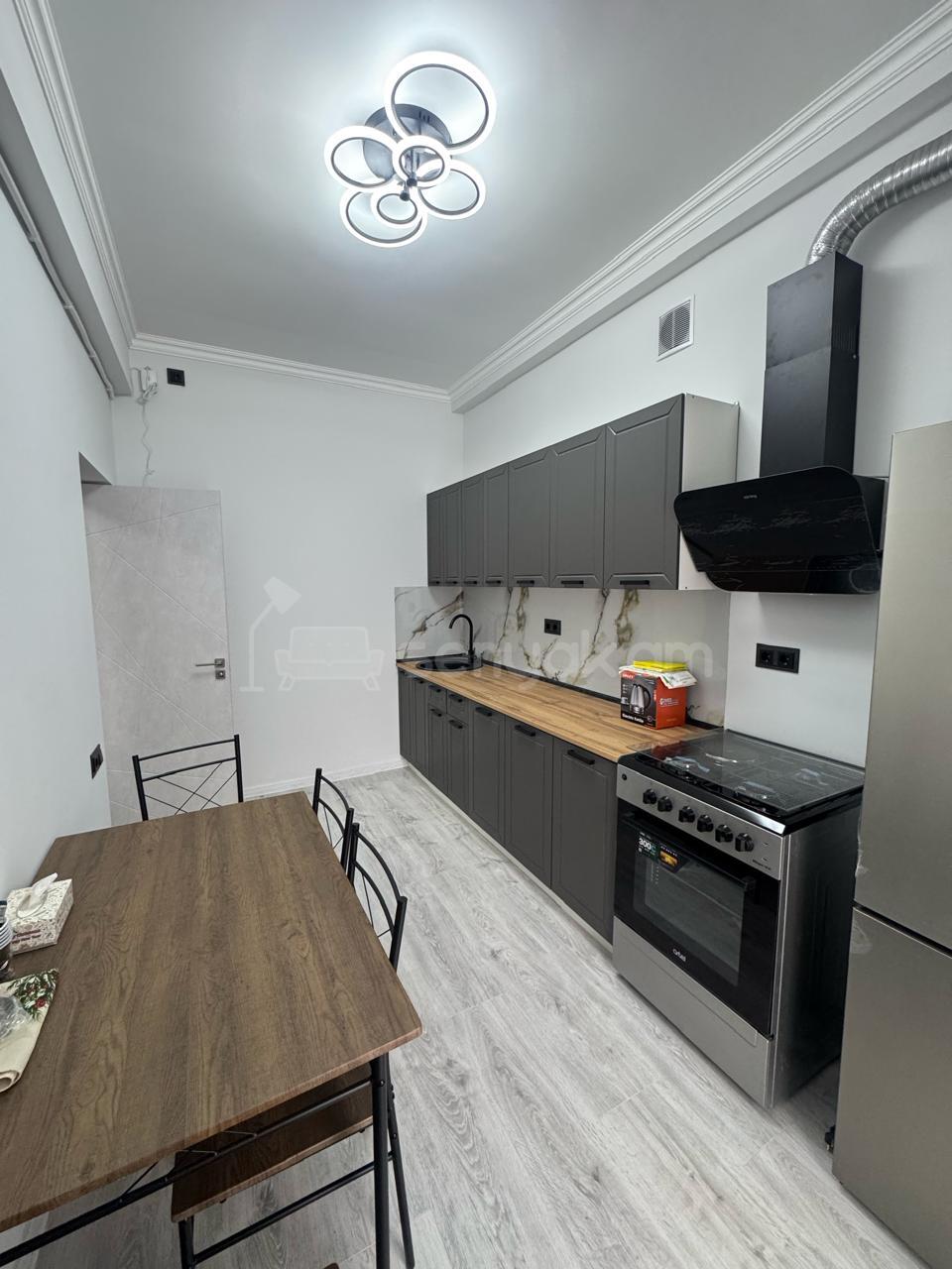 2 Սենյականոց Բնակարան Նորակառույցում, 50քմ, 8/16 հարկ, Կապիտալ Վերանորոգված