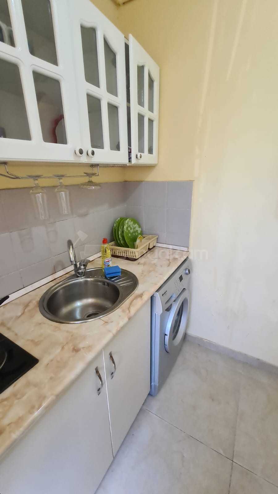 1 Սենյականոց Բնակարան, 40քմ, 2/4 հարկ, Կոսմետիկ Վերանորոգված