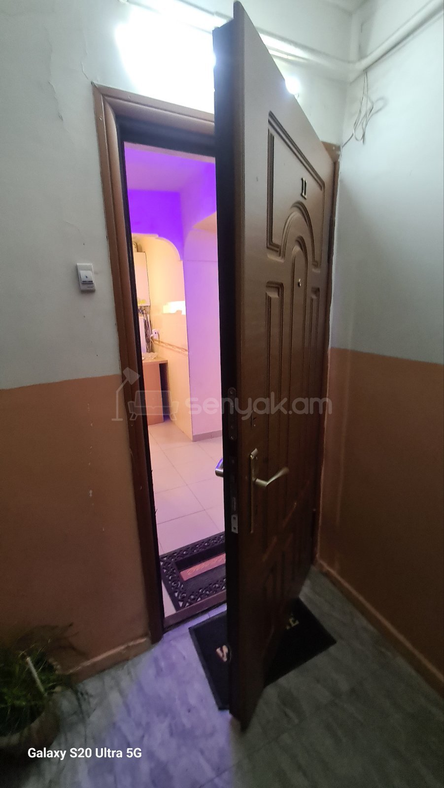 1 Սենյականոց Բնակարան, 37քմ, 3/5 հարկ, Կոսմետիկ Վերանորոգված