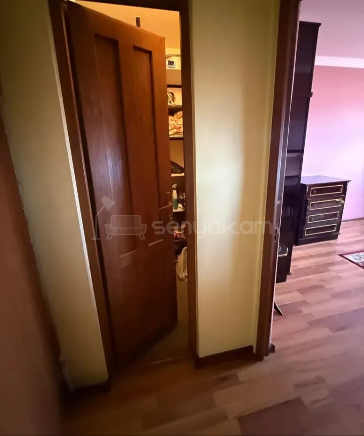 2 Սենյականոց Բնակարան, 58քմ, 2/5 հարկ, Նորմալ Վիճակում, Կահավորված