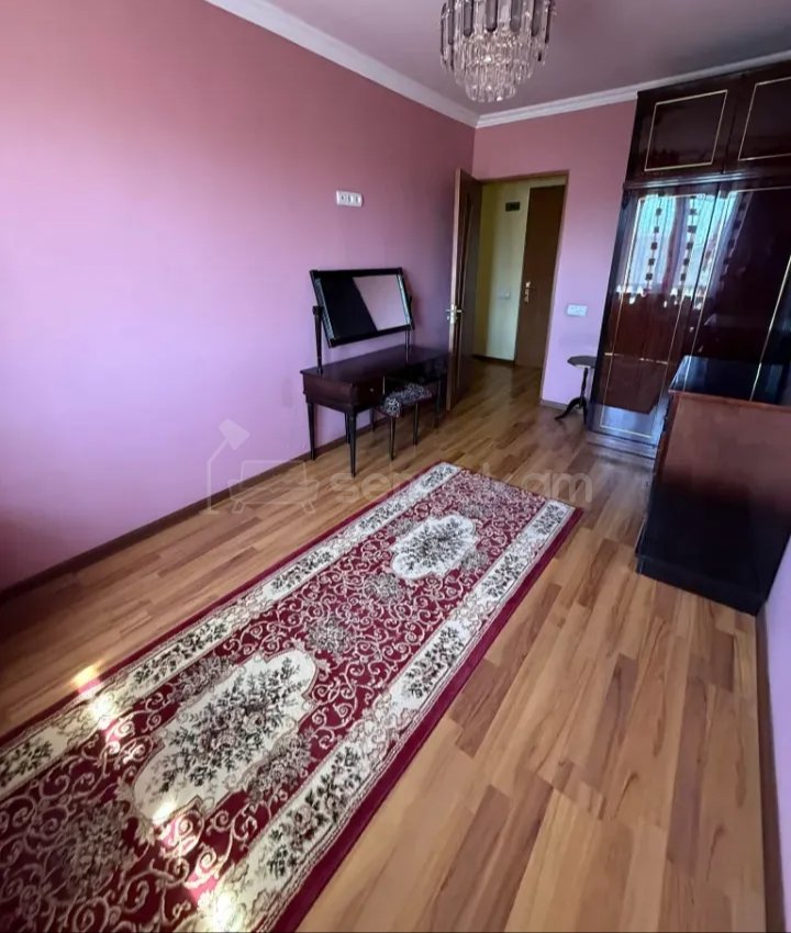 2 Սենյականոց Բնակարան, 58քմ, 2/5 հարկ, Նորմալ Վիճակում, Կահավորված