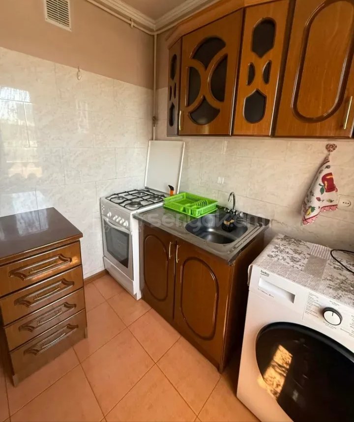 2 Սենյականոց Բնակարան, 58քմ, 2/5 հարկ, Նորմալ Վիճակում, Կահավորված