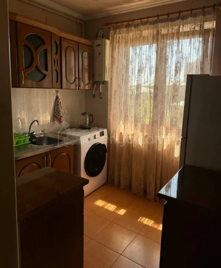 2 Սենյականոց Բնակարան, 58քմ, 2/5 հարկ, Նորմալ Վիճակում, Կահավորված