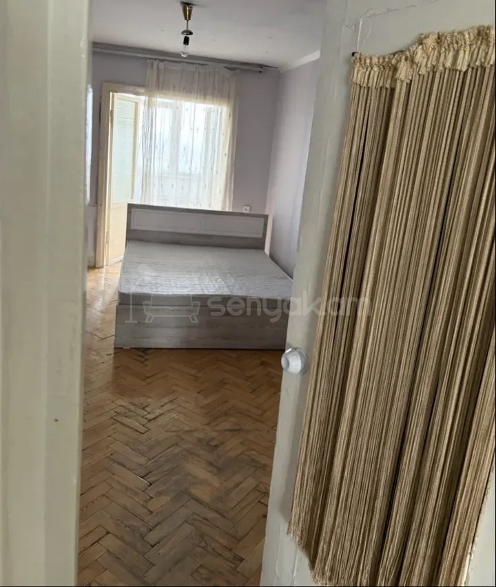 2 Սենյականոց Բնակարան Քարե Շենքում, 64քմ, 3/5 հարկ, Կապիտալ Վերանորոգված, Կահավորված