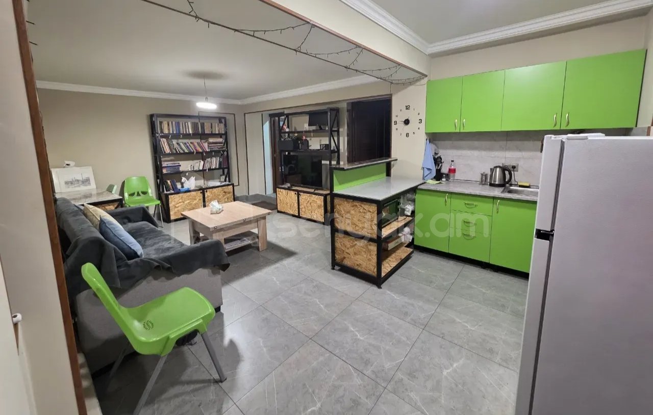 2 Սենյականոց Բնակարան Քարե Շենքում, 64քմ, 3/5 հարկ, Կապիտալ Վերանորոգված, Կահավորված