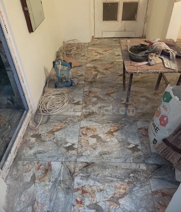 3 Սենյականոց Բնակարան Քարե Շենքում, 58քմ, 1/1 հարկ, Նորմալ Վիճակում, Կահավորված