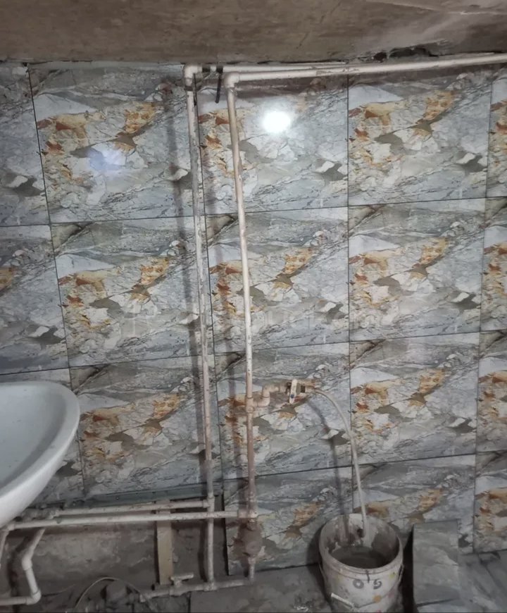 3 Սենյականոց Բնակարան Քարե Շենքում, 58քմ, 1/1 հարկ, Նորմալ Վիճակում, Կահավորված