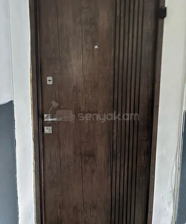 3 Սենյականոց Բնակարան, 86քմ, 4/5 հարկ, Նորմալ Վիճակում
