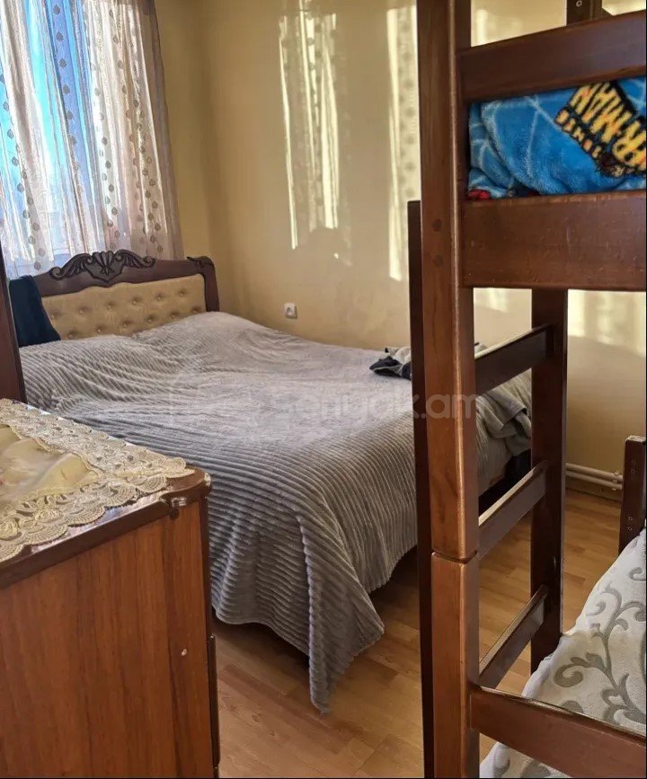 3 Սենյականոց Բնակարան, 86քմ, 4/5 հարկ, Նորմալ Վիճակում