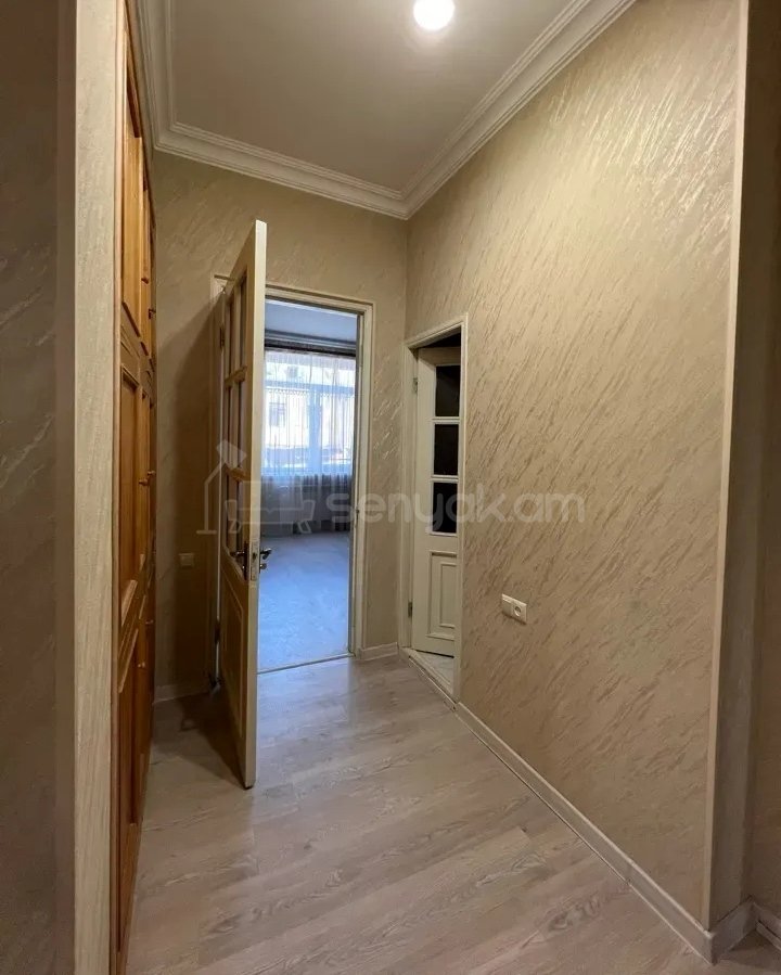 2 Սենյականոց Բնակարան Քարե Շենքում, 60քմ, 4/6 հարկ, Կապիտալ Վերանորոգված