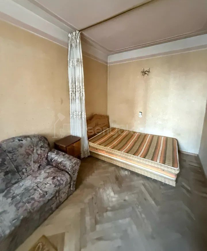 1 Սենյականոց Բնակարան, 40քմ, 7/12 հարկ, Պետական Վիճակում