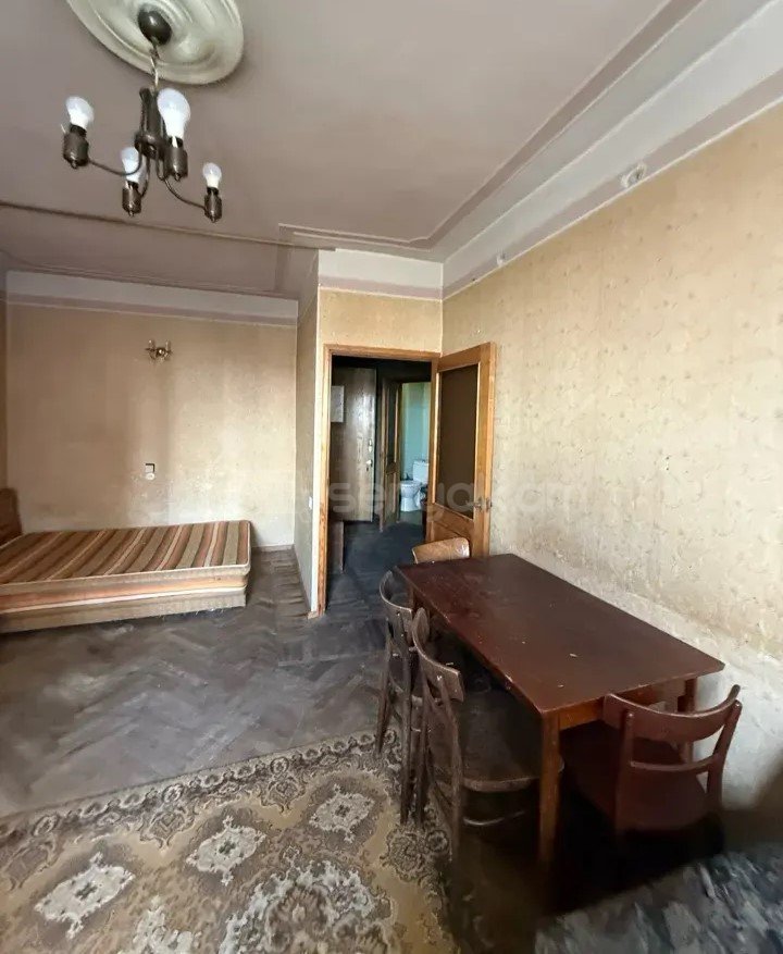 1 Սենյականոց Բնակարան, 40քմ, 7/12 հարկ, Պետական Վիճակում