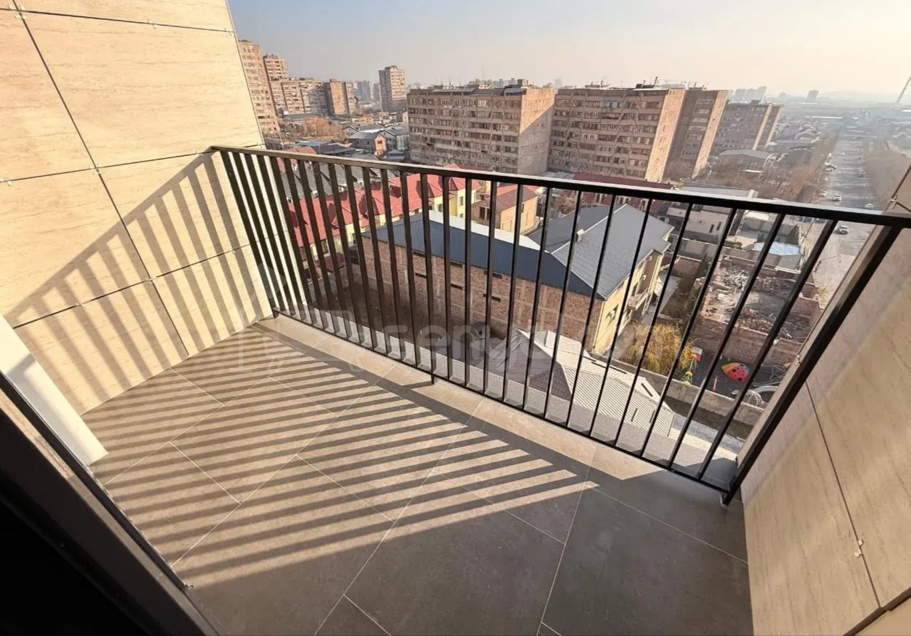 3 Սենյականոց Բնակարան, 80քմ, 8/16 հարկ, Դիզայներական Վերանորոգված, Կահավորված