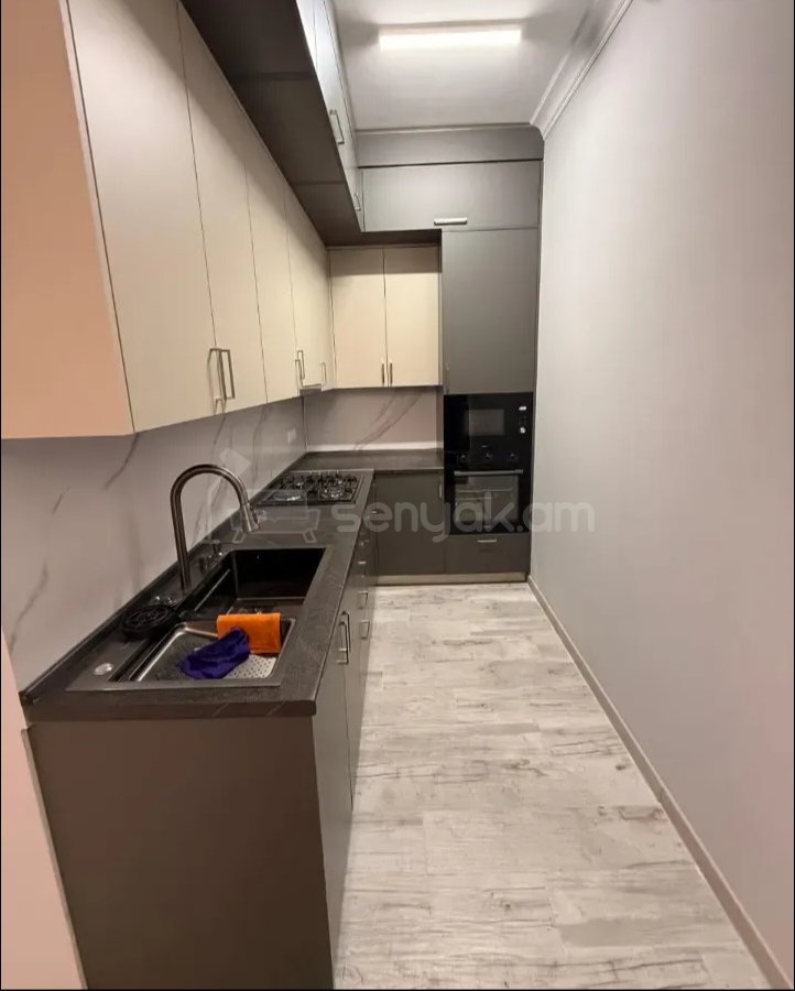 3 Սենյականոց Բնակարան, 80քմ, 8/16 հարկ, Դիզայներական Վերանորոգված, Կահավորված