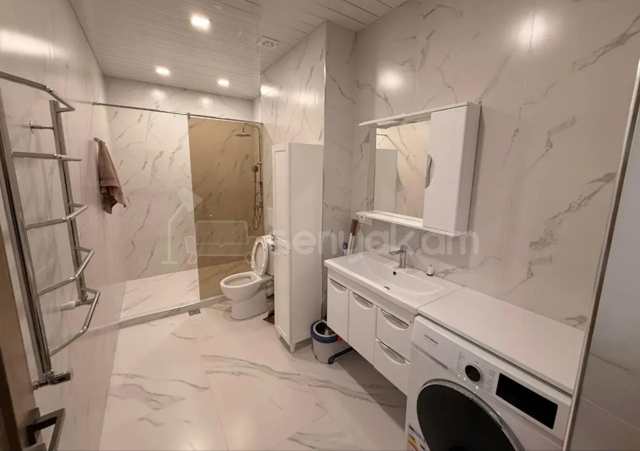 3 Սենյականոց Բնակարան, 80քմ, 8/16 հարկ, Դիզայներական Վերանորոգված, Կահավորված