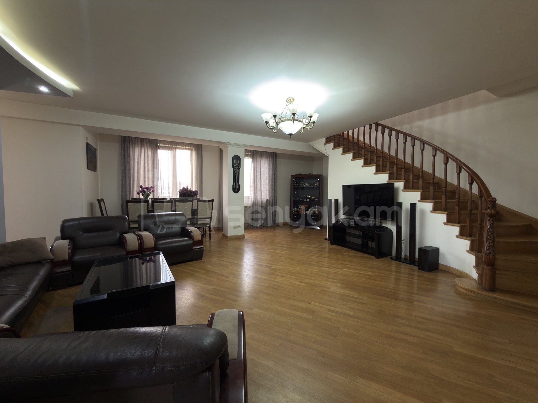 5 Սենյականոց Բնակարան, 177քմ, 8/9 հարկ, Կապիտալ Վերանորոգված