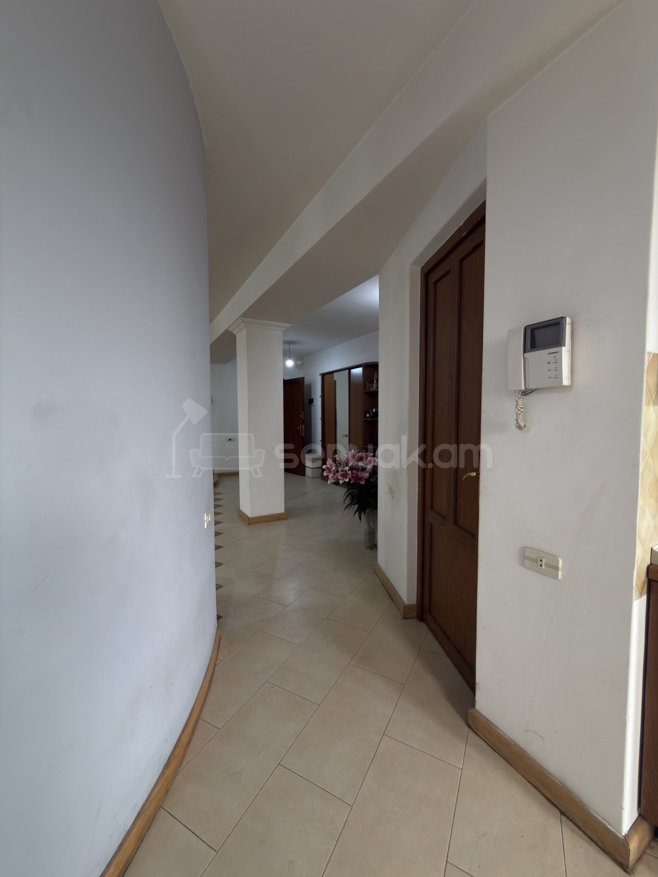 5 Սենյականոց Բնակարան, 177քմ, 8/9 հարկ, Կապիտալ Վերանորոգված