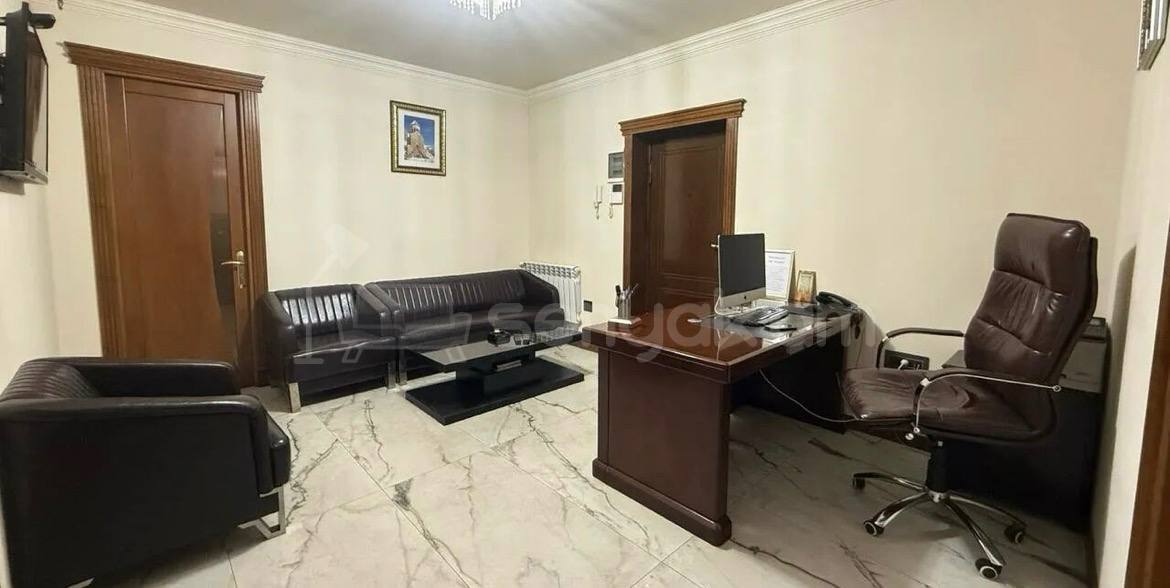 Օֆիսային Տարածք, 94քմ, Կապիտալ Վերանորոգված