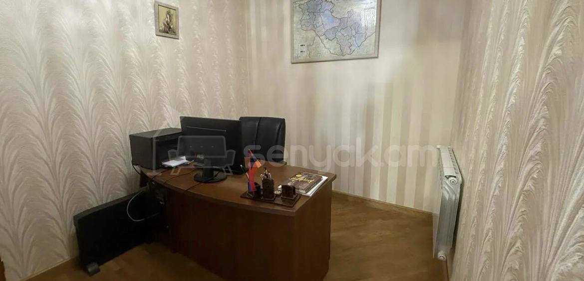 Օֆիսային Տարածք, 94քմ, Կապիտալ Վերանորոգված