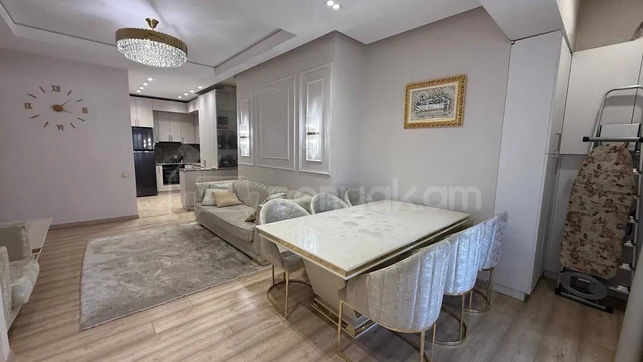 3 Սենյականոց Բնակարան Նորակառույցում, 83քմ, 5/15 հարկ, Կապիտալ Վերանորոգված