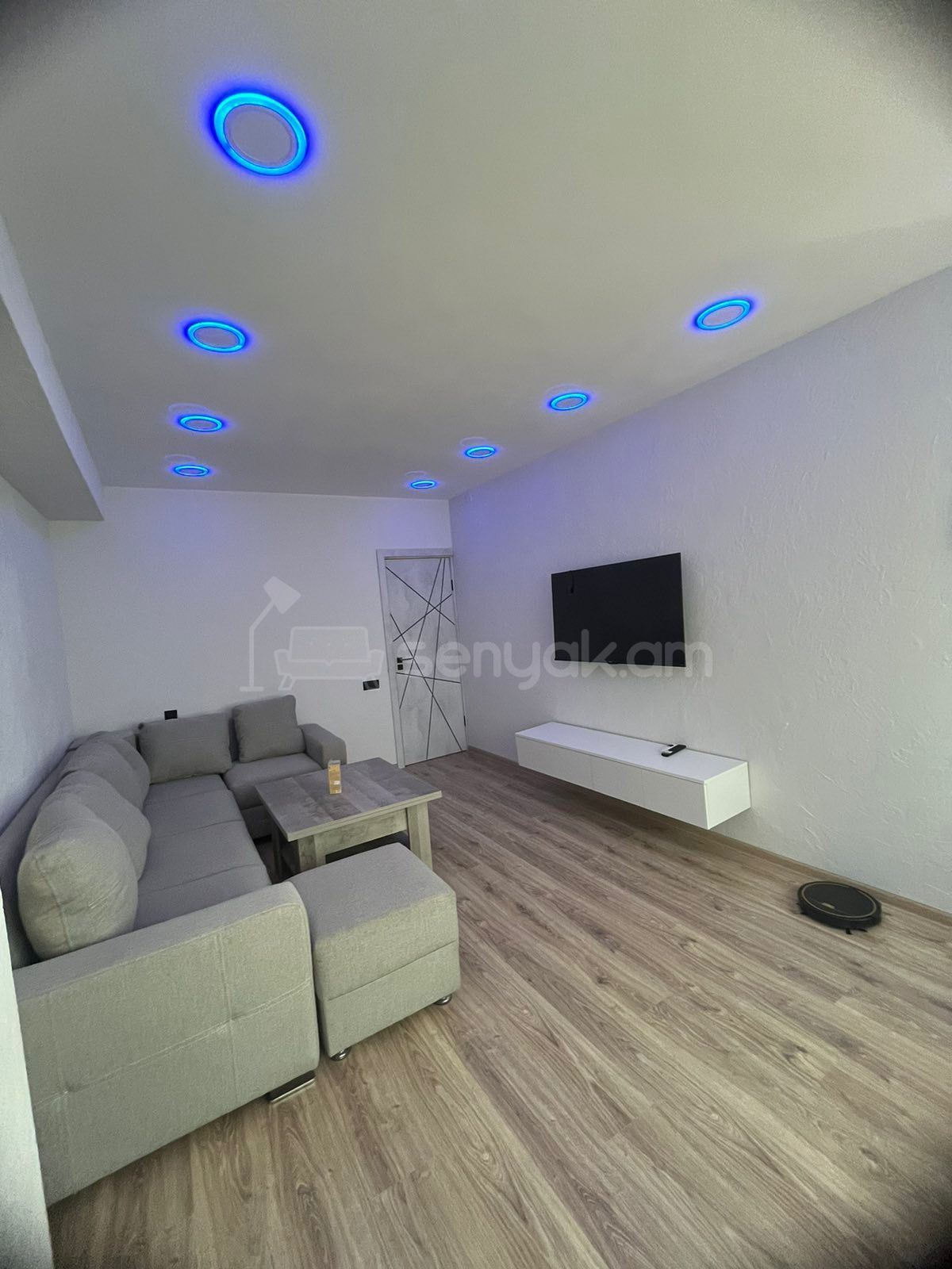 3 Սենյականոց Բնակարան, 65քմ, 9/9 հարկ, Դիզայներական Վերանորոգված, Կահավորված, Արևկող