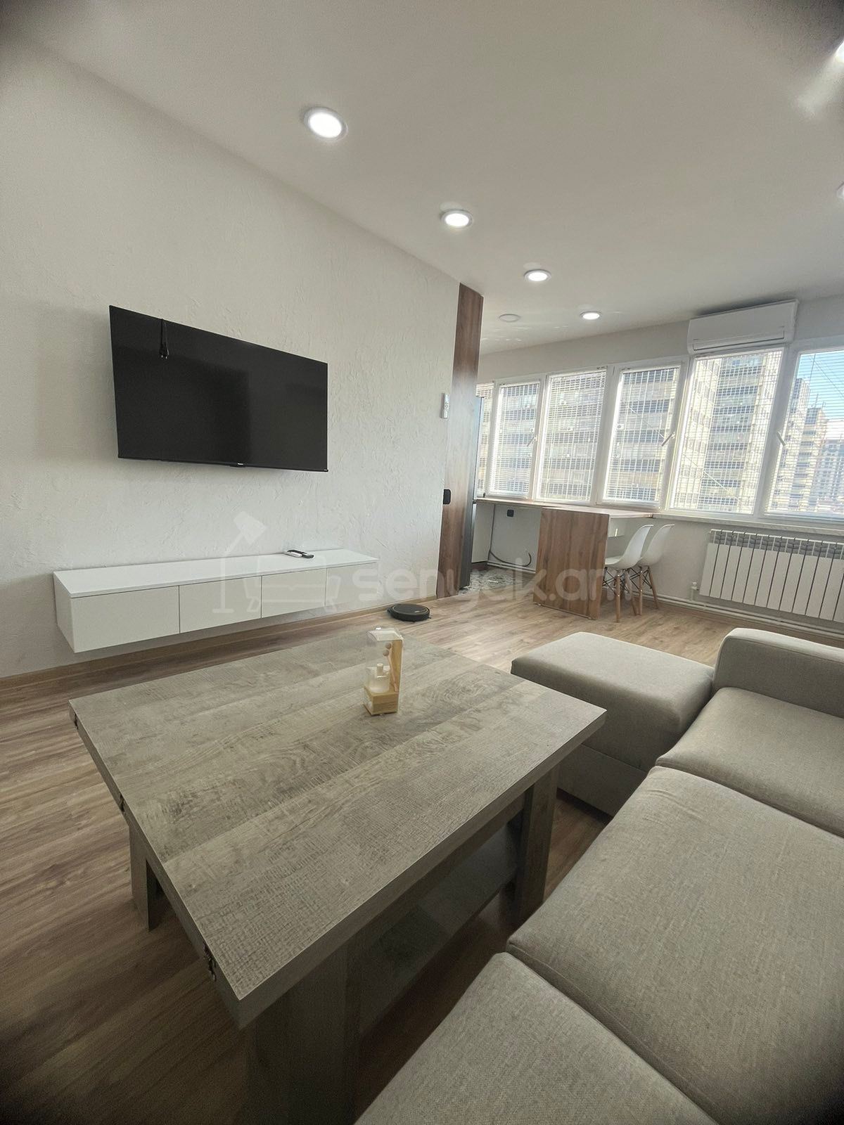 3 Սենյականոց Բնակարան, 65քմ, 9/9 հարկ, Դիզայներական Վերանորոգված, Կահավորված, Արևկող