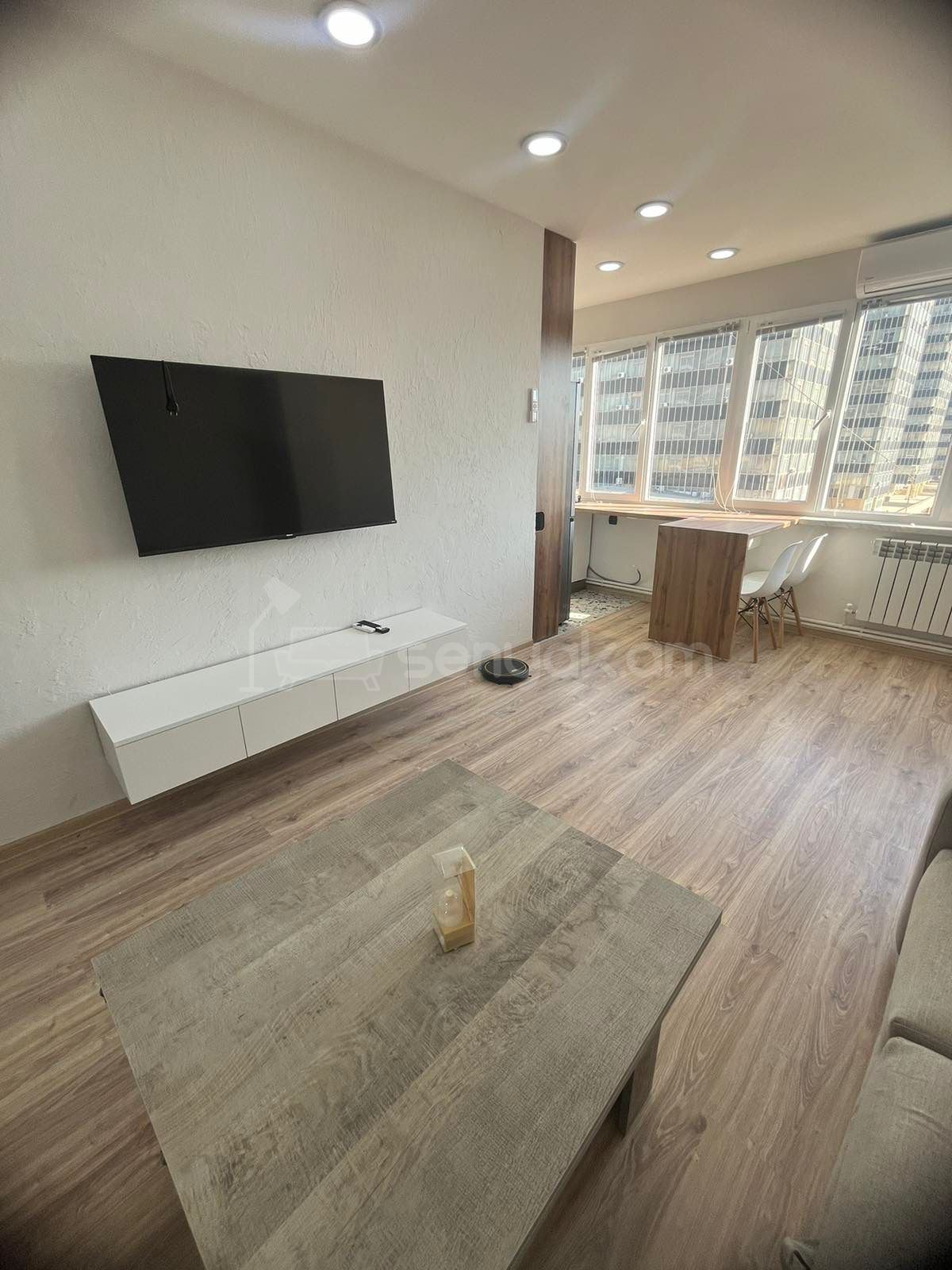 3 Սենյականոց Բնակարան, 65քմ, 9/9 հարկ, Դիզայներական Վերանորոգված, Կահավորված, Արևկող