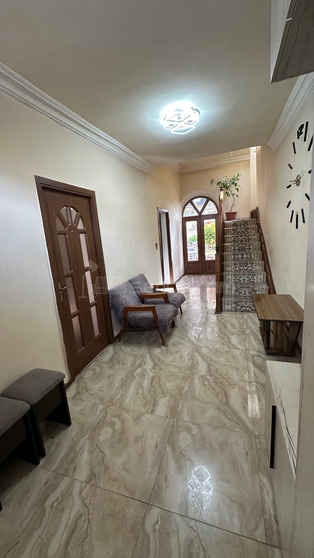 3 Սենյականոց Սեփական Տուն, 122քմ, Կոսմետիկ Վերանորոգված, Կահավորված