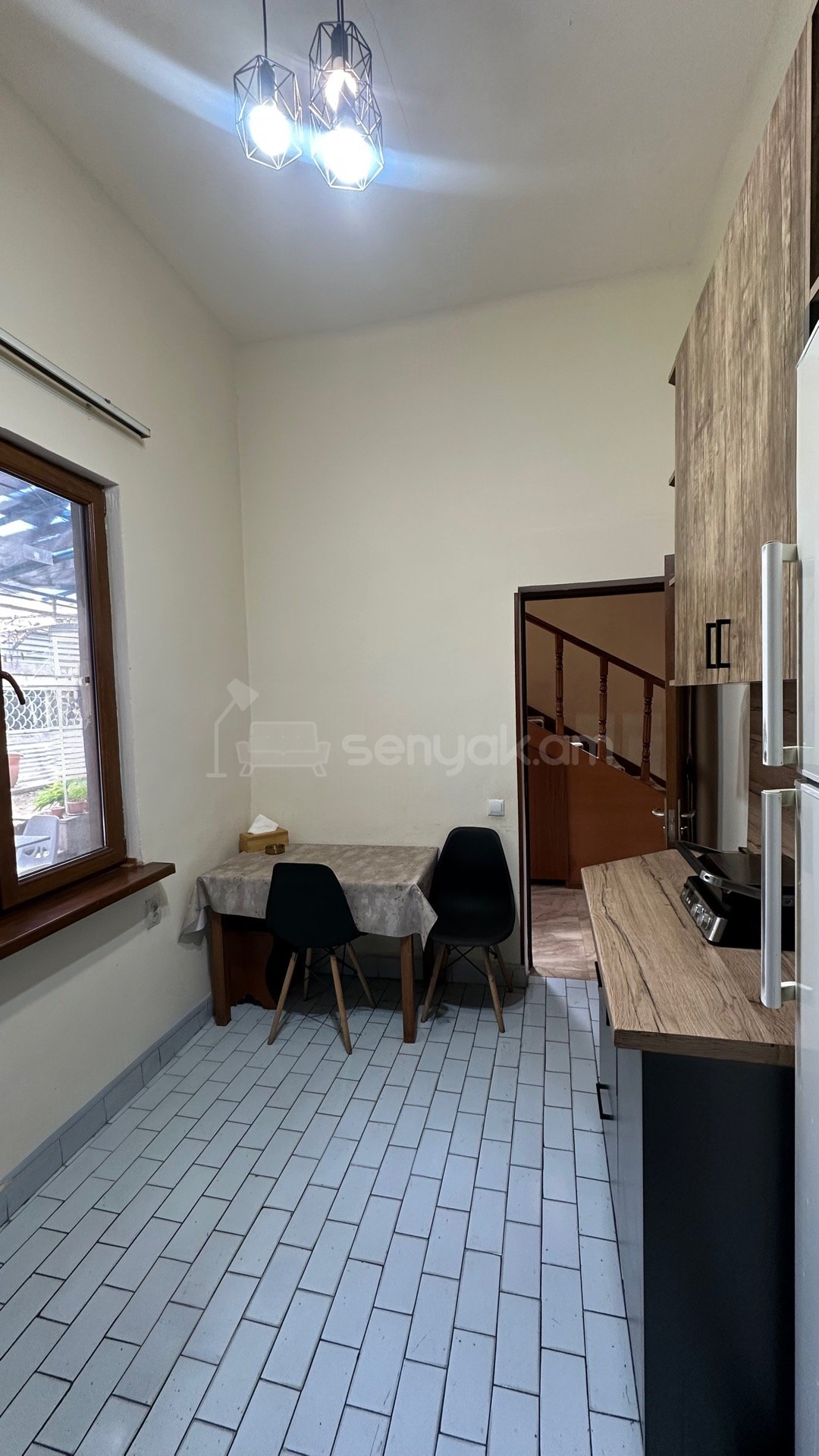 3 Սենյականոց Սեփական Տուն, 122քմ, Կոսմետիկ Վերանորոգված, Կահավորված