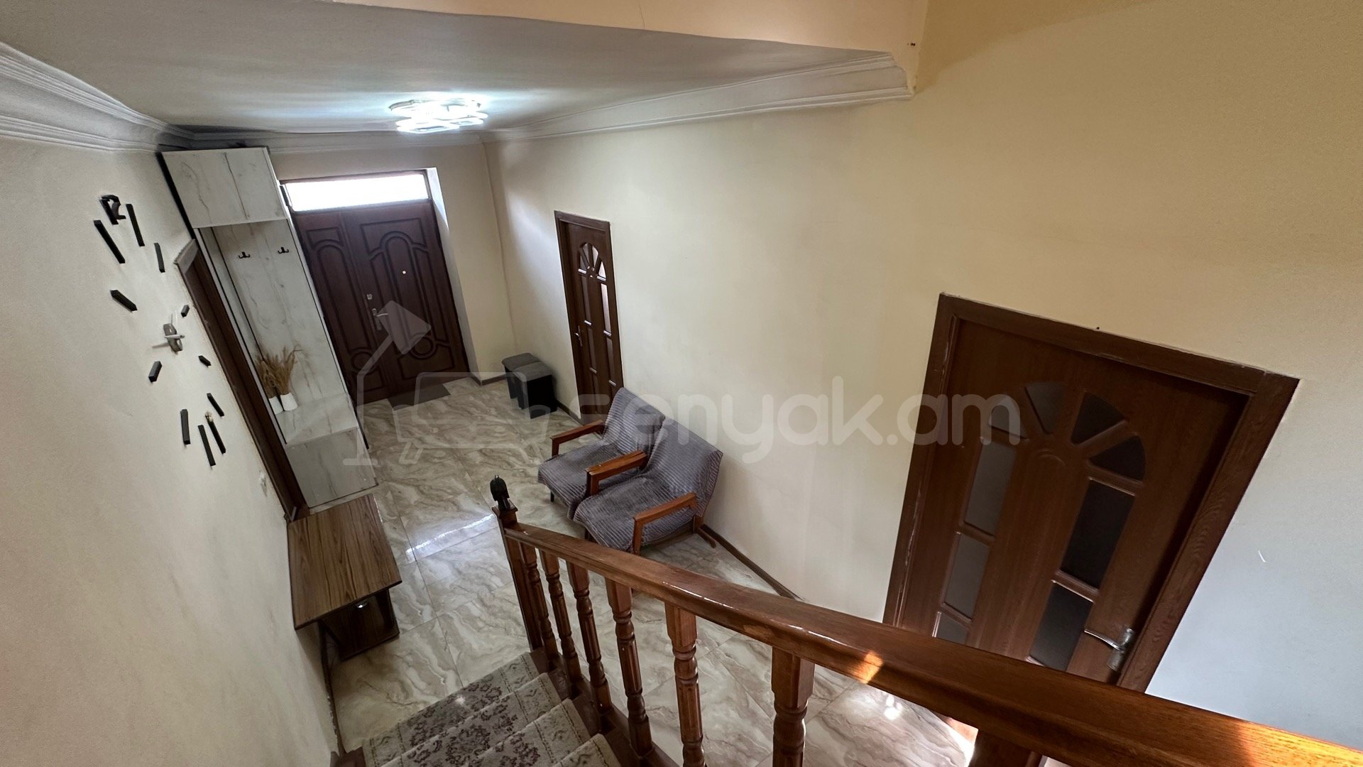 3 Սենյականոց Սեփական Տուն, 122քմ, Կոսմետիկ Վերանորոգված, Կահավորված