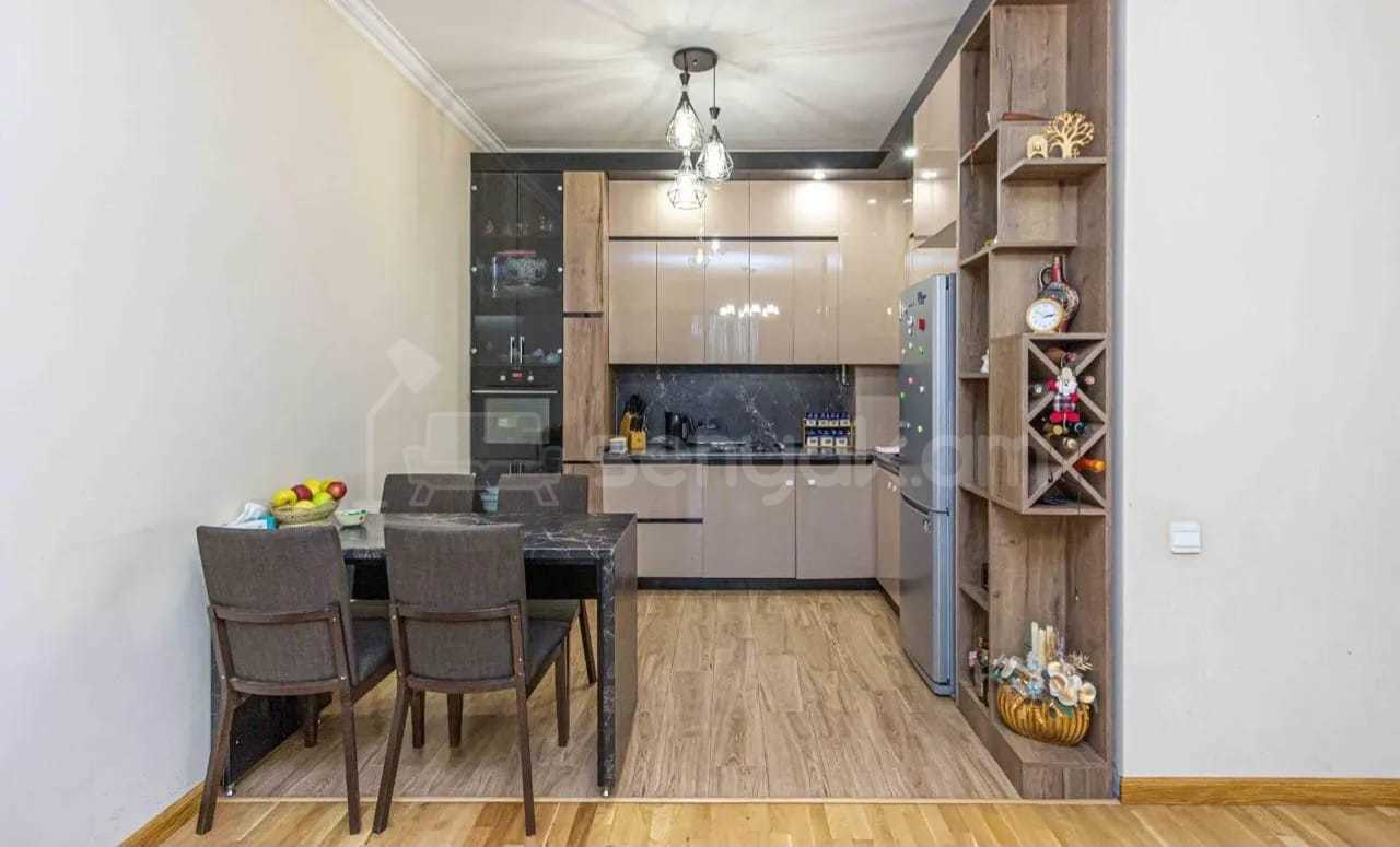 3 Սենյականոց Բնակարան Նորակառույցում, 97քմ, 2/15 հարկ, Կապիտալ Վերանորոգված