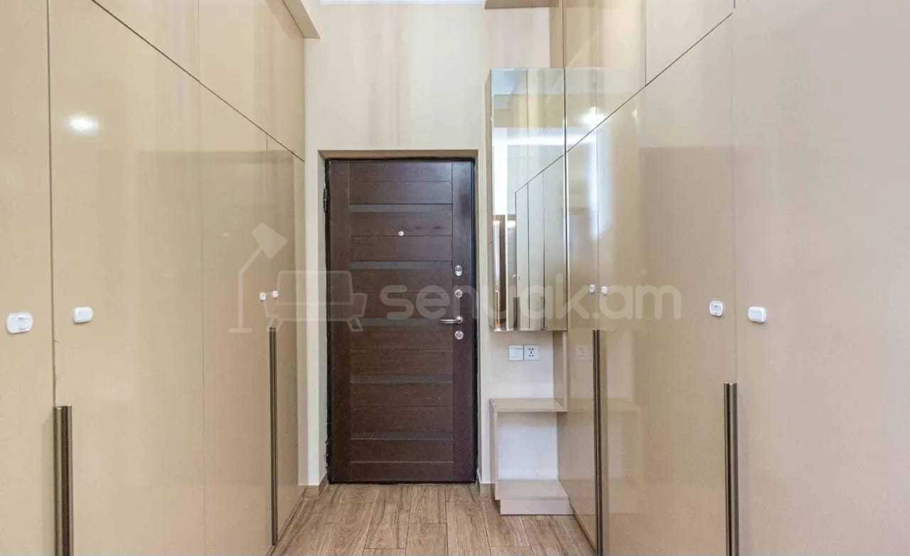 3 Սենյականոց Բնակարան Նորակառույցում, 97քմ, 2/15 հարկ, Կապիտալ Վերանորոգված