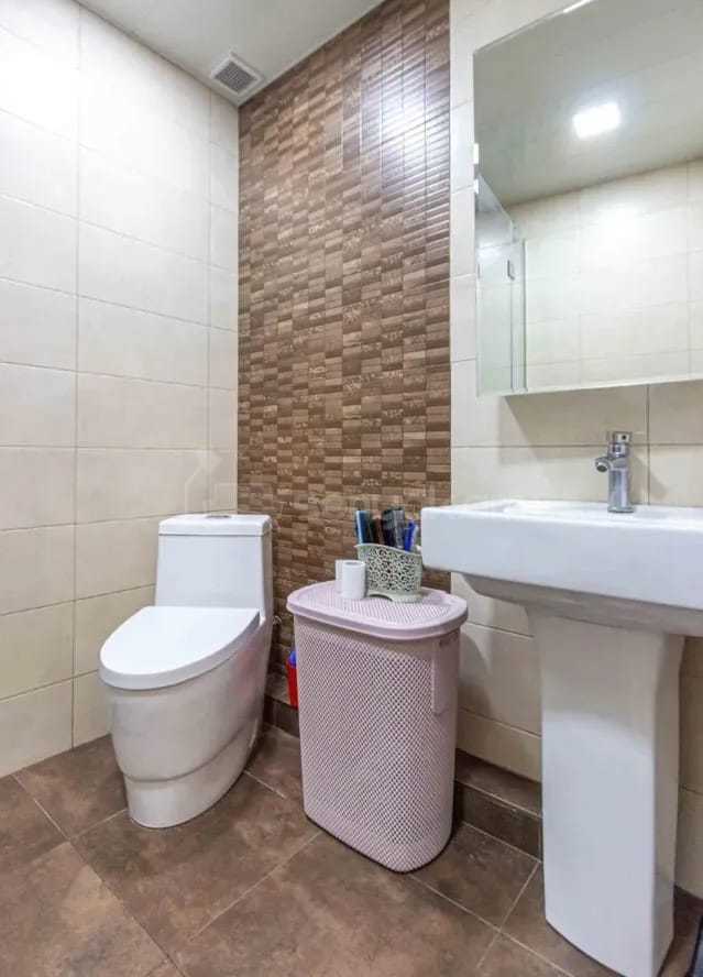 3 Սենյականոց Բնակարան Նորակառույցում, 97քմ, 2/15 հարկ, Կապիտալ Վերանորոգված