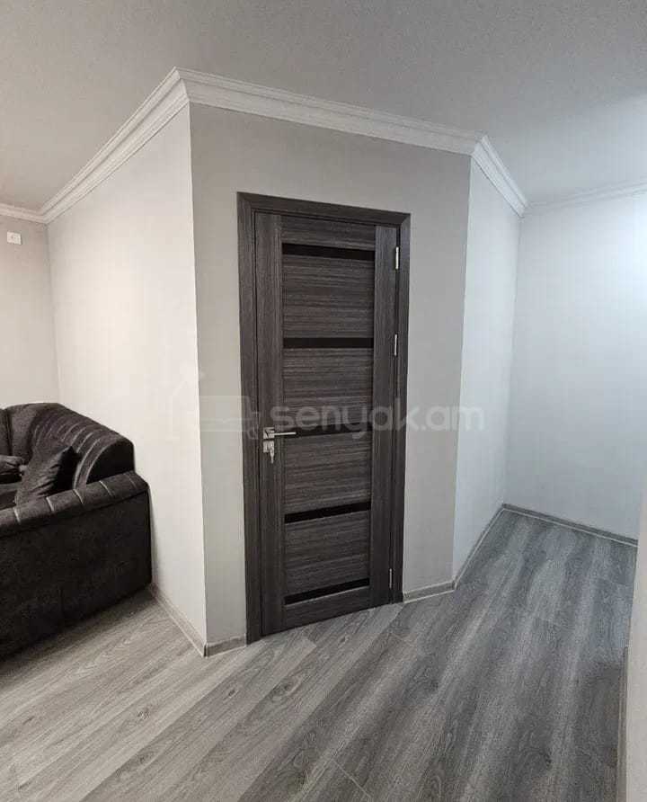 2 Սենյականոց Բնակարան, 37քմ, 2/4 հարկ, Կապիտալ Վերանորոգված