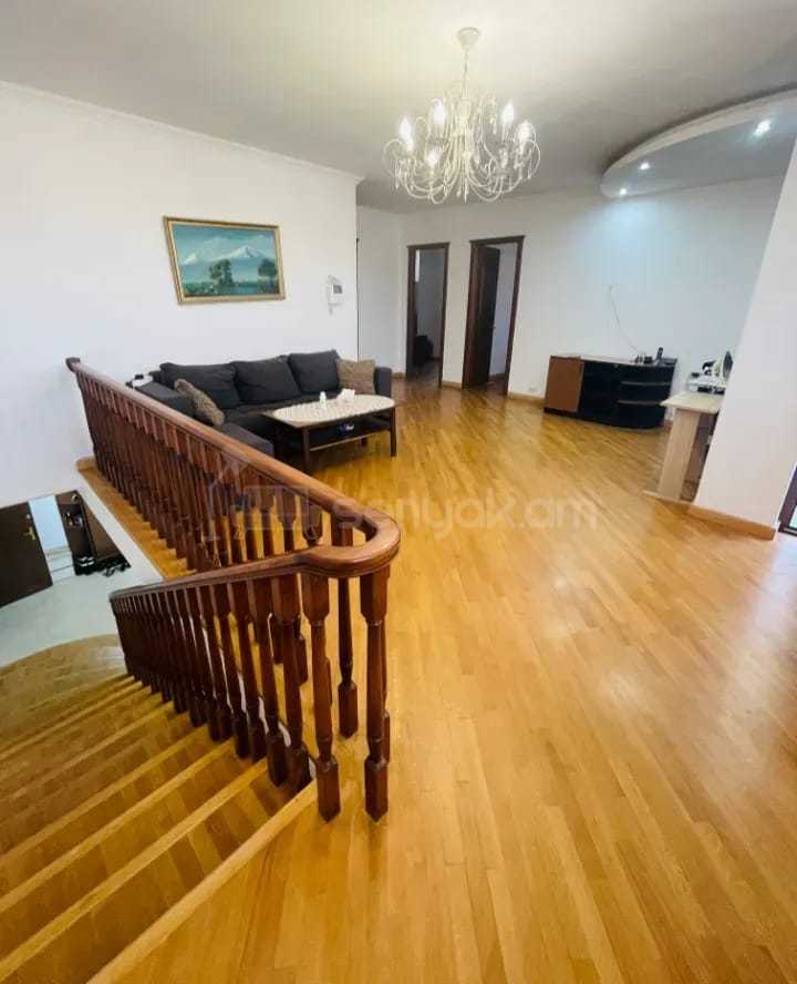 6 Սենյականոց Բնակարան, 179քմ, 8/9 հարկ, Կապիտալ Վերանորոգված