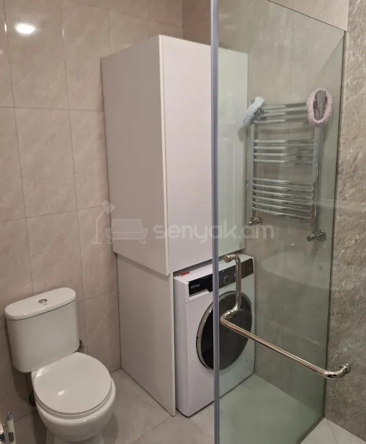 3 Սենյականոց Բնակարան Նորակառույց Քարե Շենքում, 60քմ, 3/4 հարկ, Կապիտալ Վերանորոգված