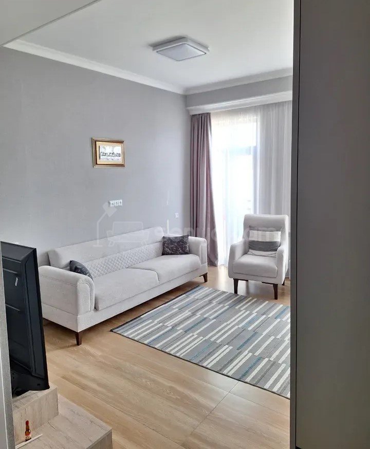 3 Սենյականոց Բնակարան Նորակառույց Քարե Շենքում, 60քմ, 3/4 հարկ, Կապիտալ Վերանորոգված