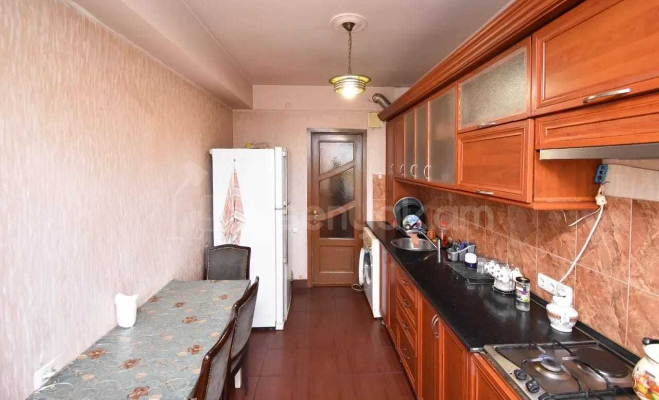 3 Սենյականոց Բնակարան, 77քմ, 4/14 հարկ, Կապիտալ Վերանորոգված