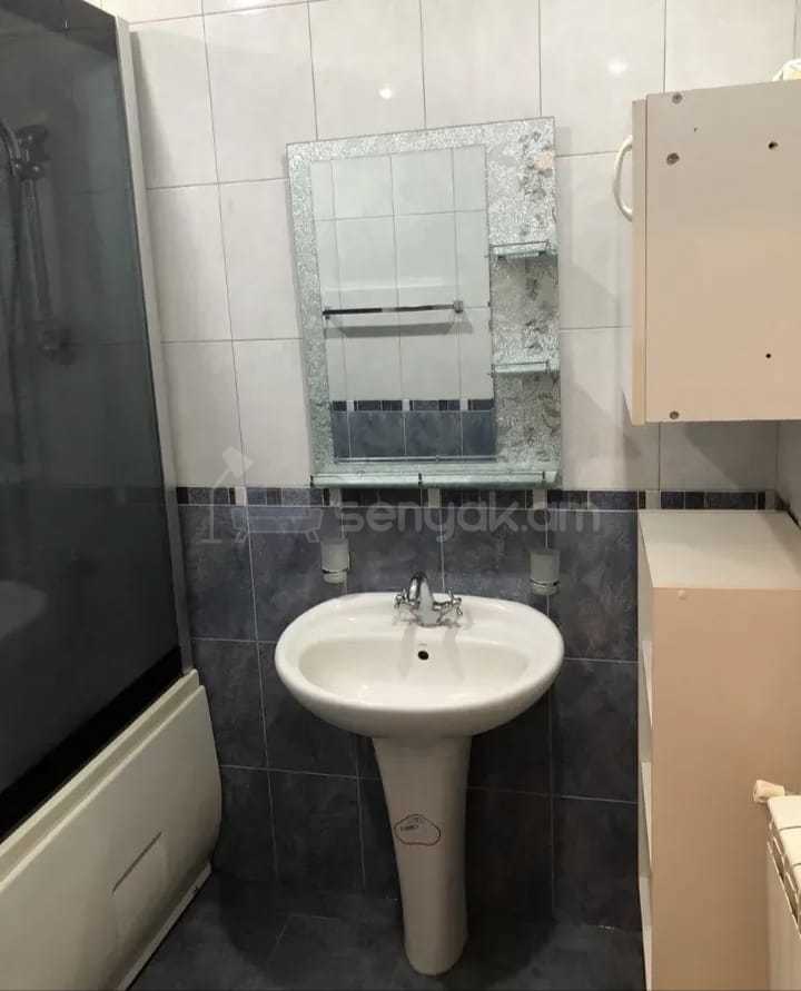 4 Սենյականոց Բնակարան, 143քմ, 4/9 հարկ, Կապիտալ Վերանորոգված