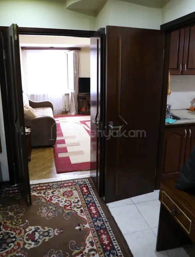 3 Սենյականոց Բնակարան, 83քմ, 1/14 հարկ, Կապիտալ Վերանորոգված