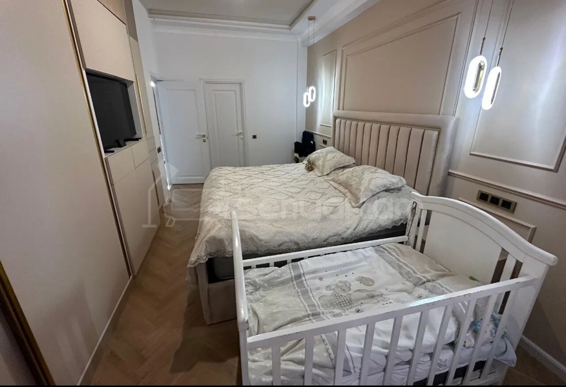 4 Սենյականոց Բնակարան Նորակառույցում, 124քմ, 8/9 հարկ, Դիզայներական Վերանորոգված