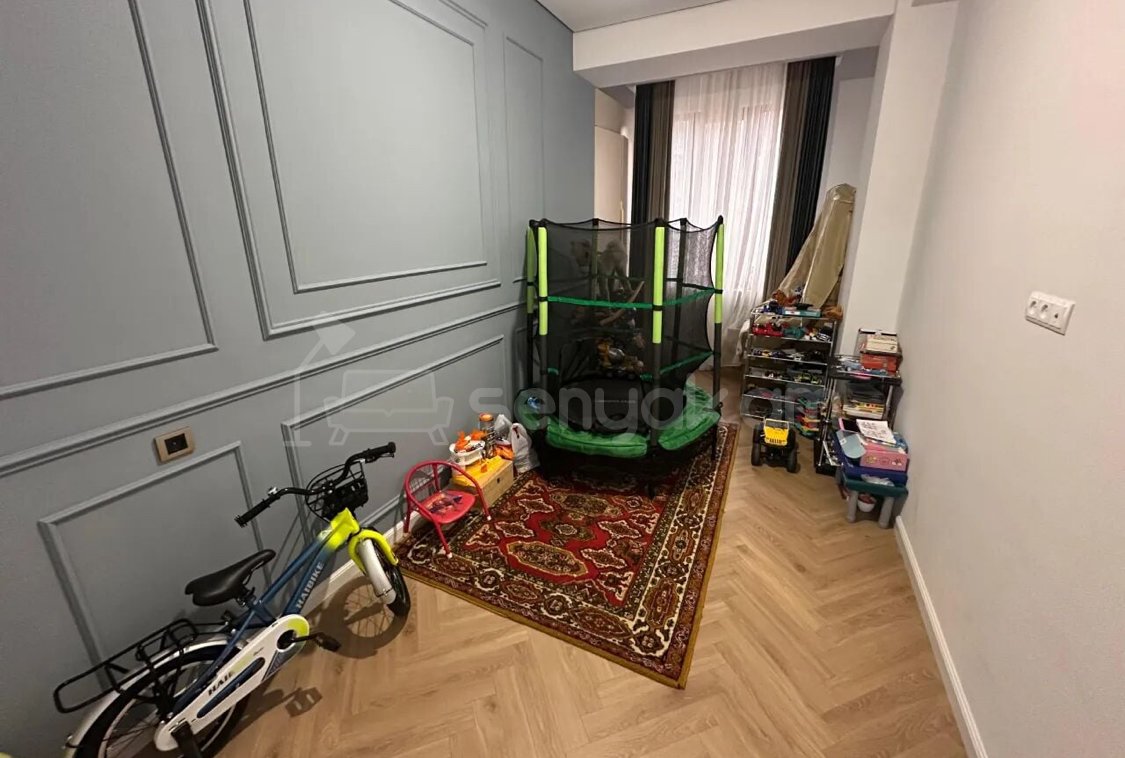 4 Սենյականոց Բնակարան Նորակառույցում, 124քմ, 8/9 հարկ, Դիզայներական Վերանորոգված