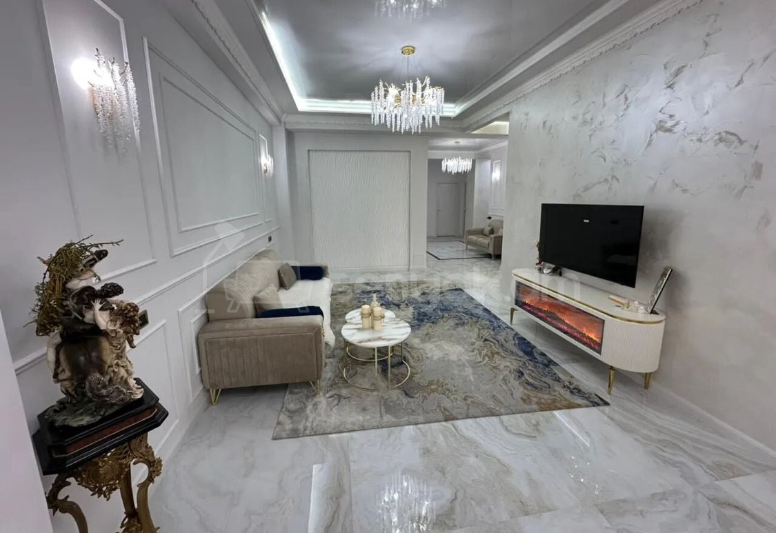 4 Սենյականոց Բնակարան Նորակառույցում, 124քմ, 8/9 հարկ, Դիզայներական Վերանորոգված